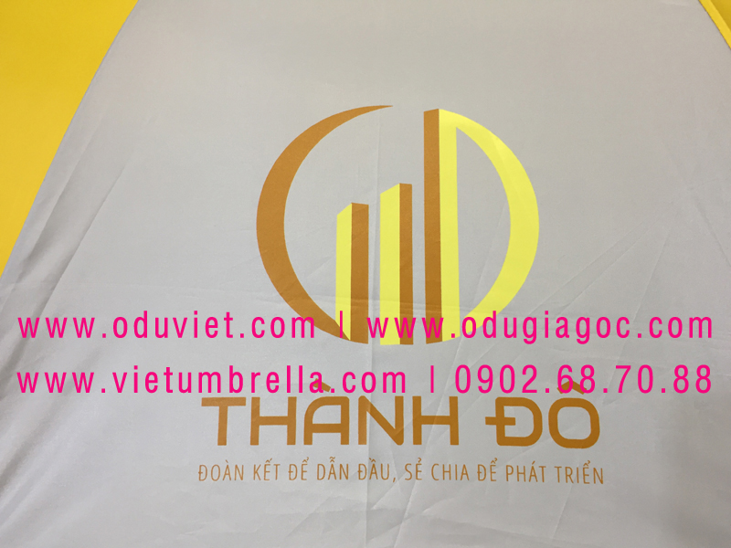 xưởng sản xuất ô dù cầm tay in logo quảng cáo